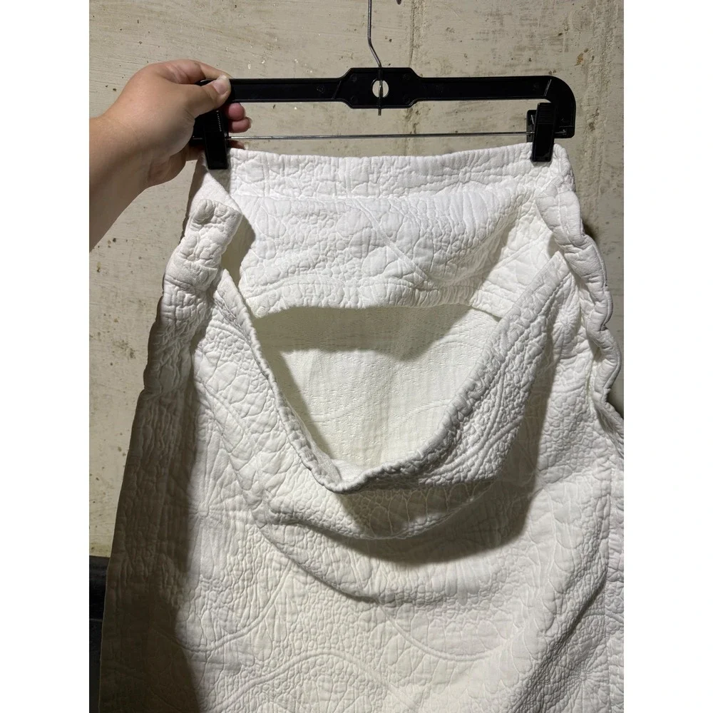 Pottery Barn Ivory Medallion Matelasse Standard Pillow Sham Cotton Portugal